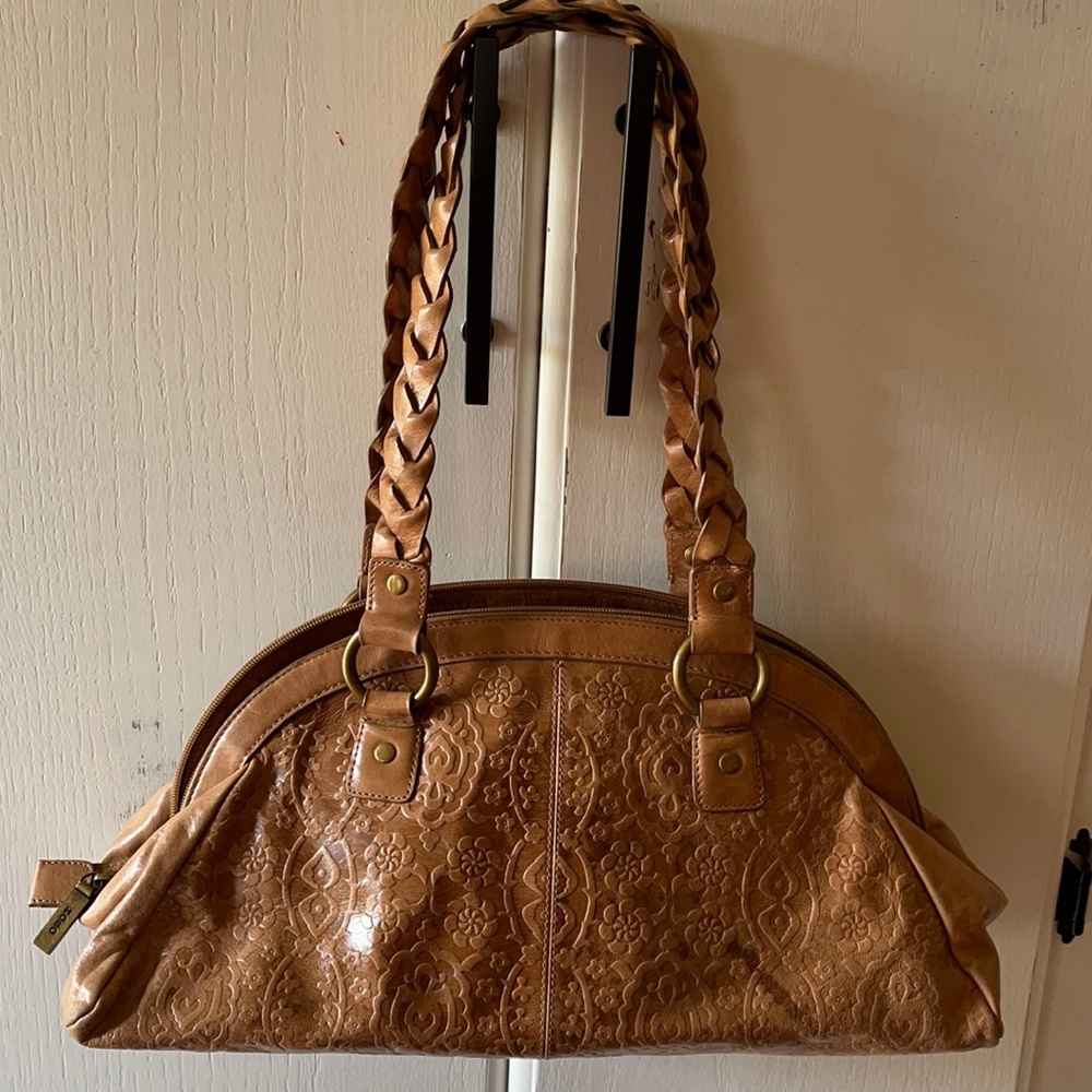 HOBO Embossed Shoulder